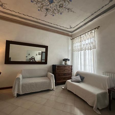 Villetta Stile Liberty A Marina Di Pisa Luaran gambar