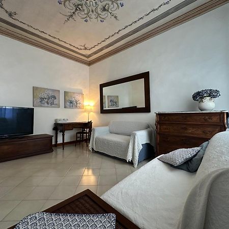 Villetta Stile Liberty A Marina Di Pisa Luaran gambar